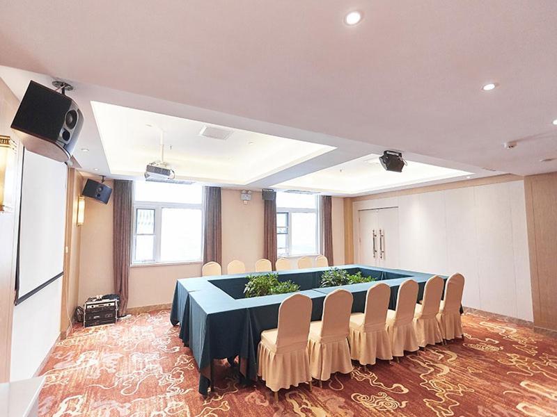 Vienna Hotel Nanyang People Road Esterno foto